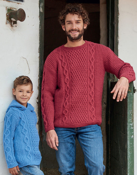 Sweaters in Hayfield Bonus Aran Pattern